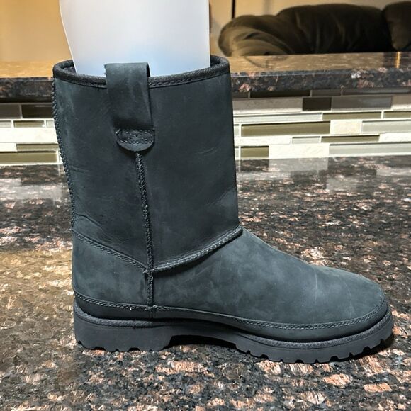 UGG Mens Courtland Weather Black Leather Waterproof Boots Size 8 STORE MODEL - Picture 5 of 16